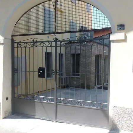 Impero Konukevi *